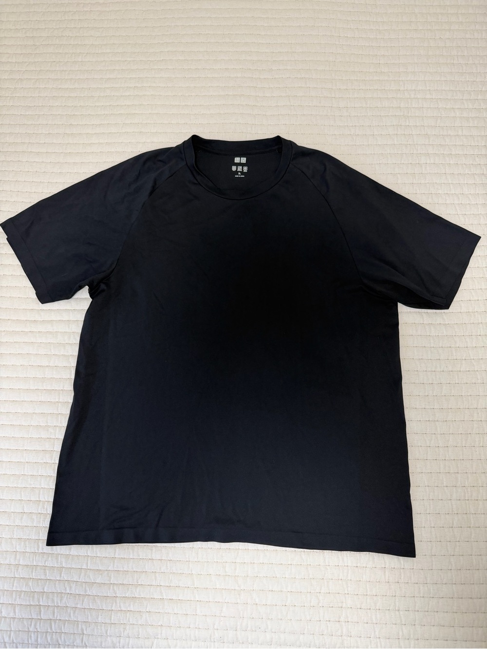 Uniqlo Black Short-Sleeve Crewneck T-Shirt